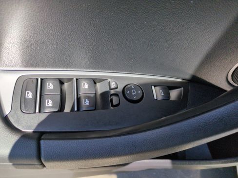 Used 2018 BMW X3 xDrive30i w/ Convenience Package image 16