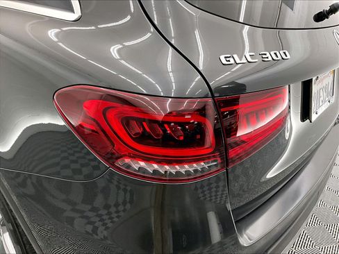 Used 2022 Mercedes-Benz GLC 300 image 27