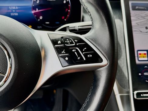 Used 2023 Mercedes-Benz GLC 300 image 25