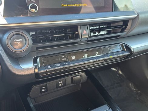 Used 2024 Toyota Prius LE image 22