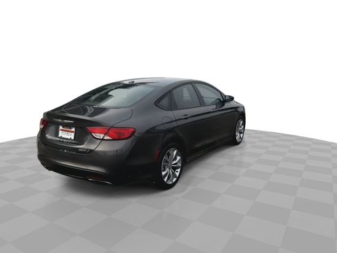 Used 2015 Chrysler 200 S w/ Comfort Group image 8