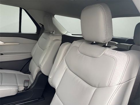 New 2026 Ford Explorer Active w/ Active Comfort Package image 20