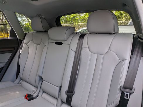 Used 2023 Audi Q5 2.0T Prestige AWD/4WD image 15