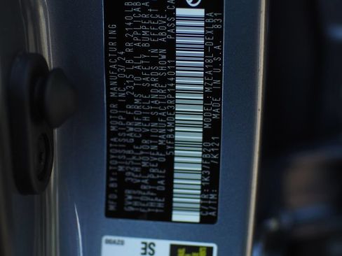 Used 2024 Toyota Corolla LE FWD image 23