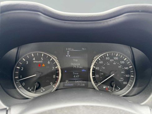 Used 2020 INFINITI Q50 Luxe w/ Essential Package (3.0T Luxe) image 19