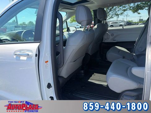 Used 2025 Toyota Sienna XLE w/ XLE Plus Package AWD/4WD image 14