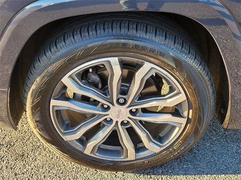 Used 2019 GMC Terrain Denali w/ Advanced Safety Package image 20