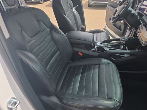 Used 2024 Kia Telluride SX Prestige AWD/4WD image 19