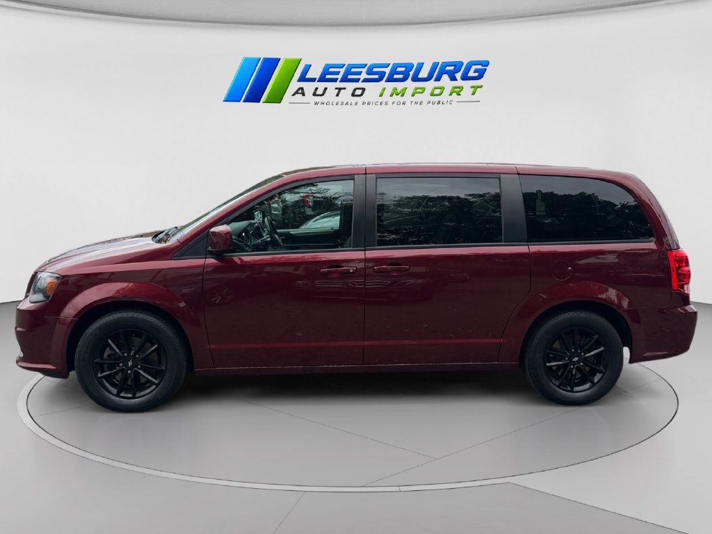 Used 2019 Dodge Grand Caravan GT FWD image 2
