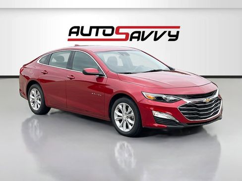 Used 2025 Chevrolet Malibu LT FWD image 1