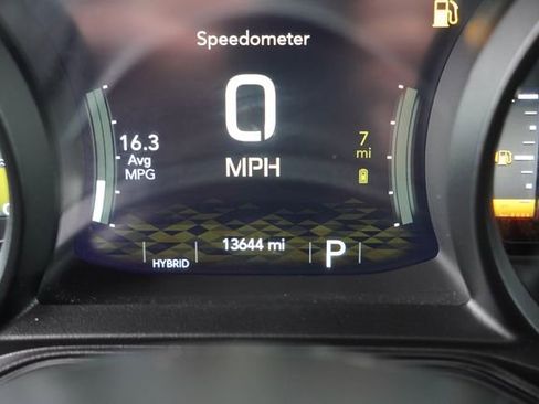 Certified 2025 Jeep Wrangler Unlimited Sahara w/ Safety Group image 35