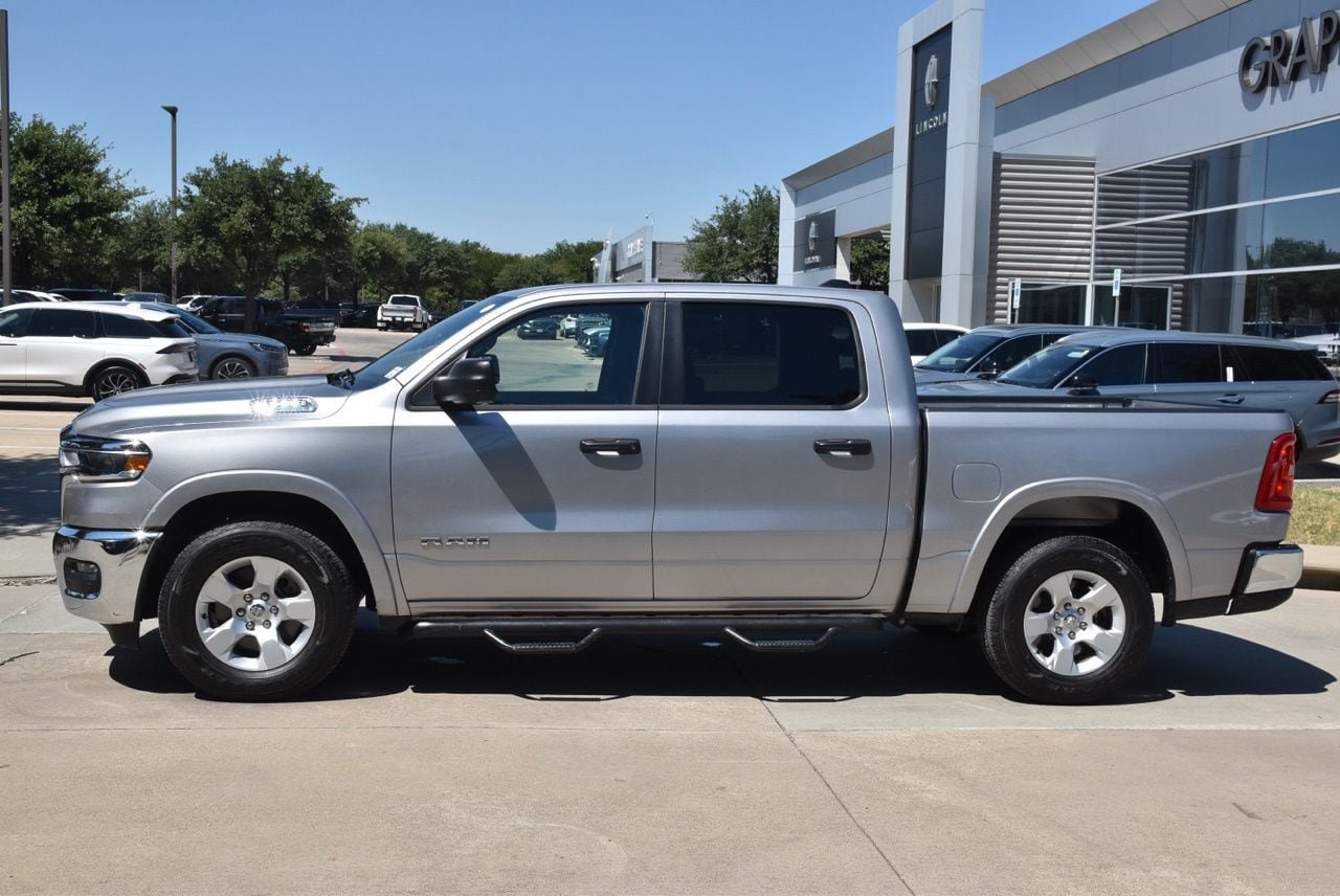 Used 2025 RAM 1500 Big Horn RWD image 12
