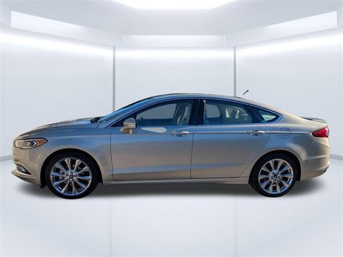 Used 2017 Ford Fusion Platinum image 7