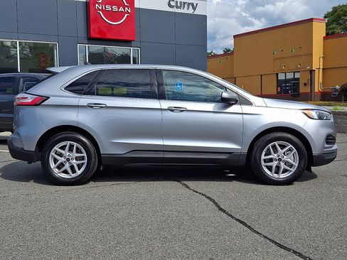 Used 2024 Ford Edge SEL AWD/4WD image 8