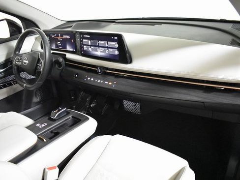 Certified 2023 Nissan Ariya AWD image 36