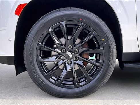 Used 2023 Cadillac Escalade Sport w/ LPO, ONYX Package image 8