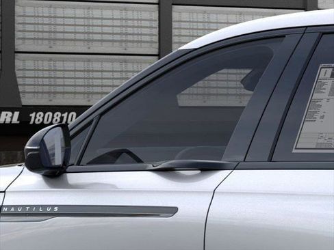 New 2026 Lincoln Nautilus Premier w/ Equipment Group 102A image 20