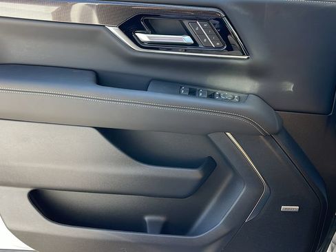 New 2026 GMC Yukon XL Elevation RWD image 22