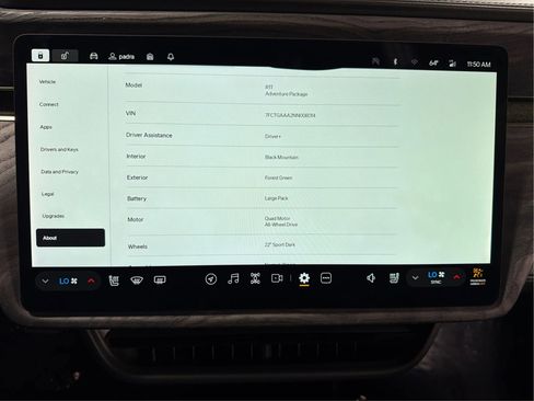 Used 2022 Rivian R1T Adventure image 30