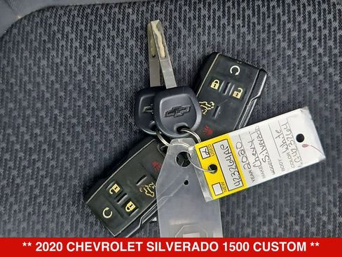 Used 2020 Chevrolet Silverado 1500 Custom w/ Custom Value Package AWD/4WD image 34