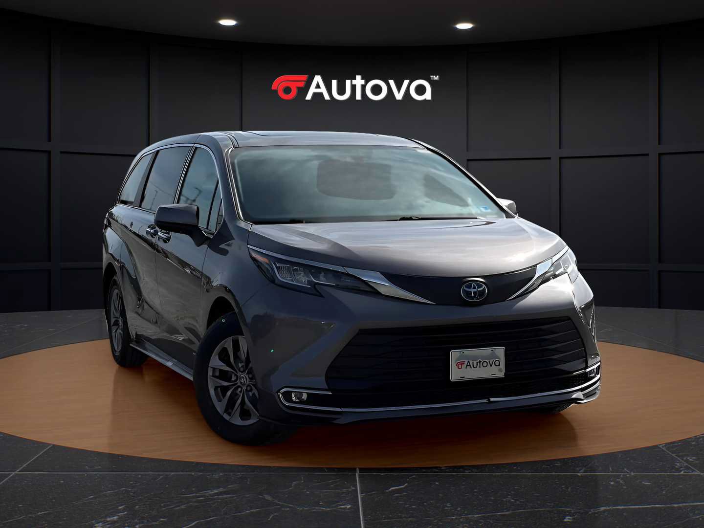 Used 2021 Toyota Sienna XLE AWD/4WD image 7