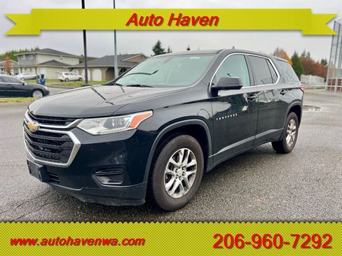 Used 2018 Chevrolet Traverse LS AWD/4WD image 1