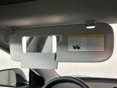 Used 2021 Tesla Model 3 Standard Range Plus image 29