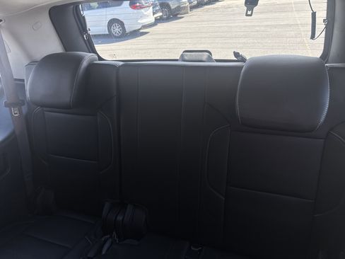 Used 2015 Chevrolet Tahoe LT AWD/4WD image 14