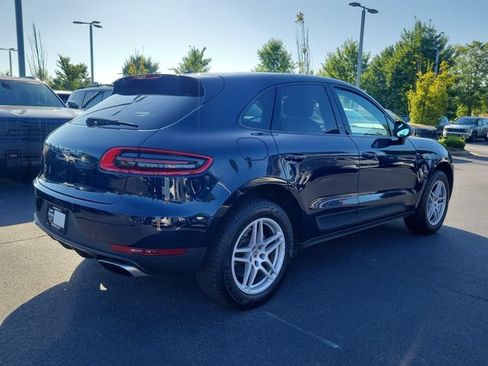 Used 2018 Porsche Macan AWD/4WD image 4