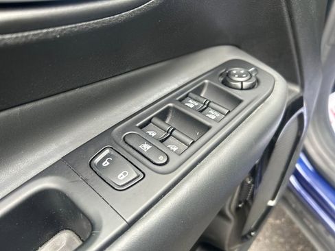 Used 2019 Jeep Renegade Altitude w/ Quick Order Package 2XM image 12