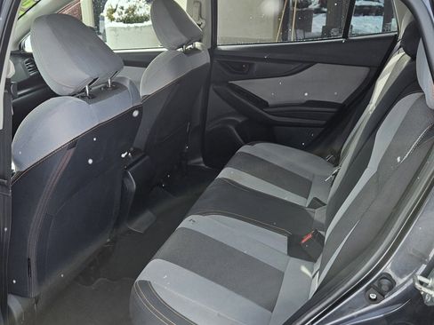 Used 2019 Subaru Crosstrek 2.0i Premium image 9