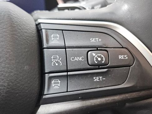 Used 2021 Jeep Grand Cherokee L Limited image 27