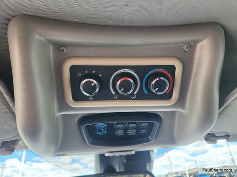 Used 2020 Chevrolet Express 2500 w/ Enhanced Convenience Package RWD image 40