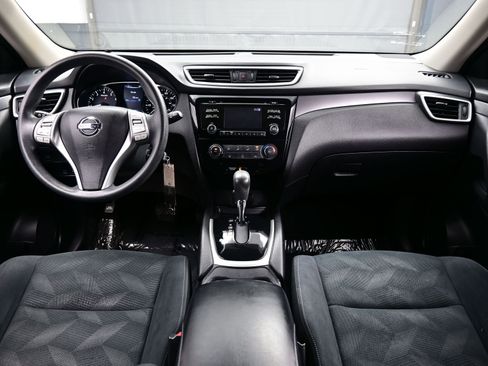 Used 2016 Nissan Rogue S image 16