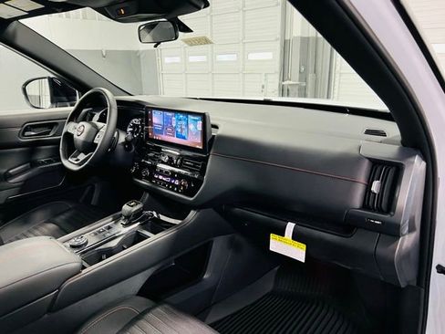 New 2026 Nissan Pathfinder Rock Creek AWD/4WD image 35