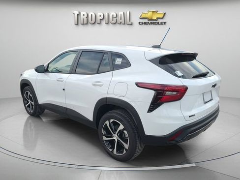 New 2026 Chevrolet Trax RS image 3