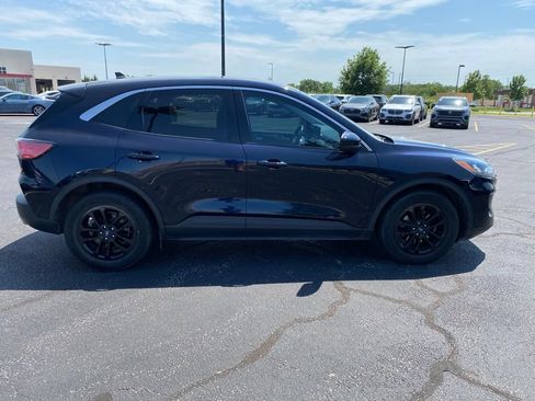 Used 2021 Ford Escape SE w/ Convenience Package FWD image 10