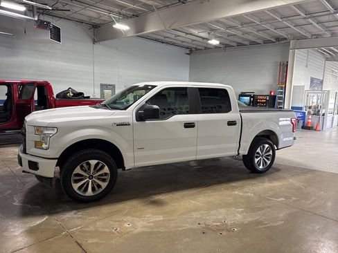 Certified 2017 Ford F150 XL w/ Equipment Group 101A Mid image 4