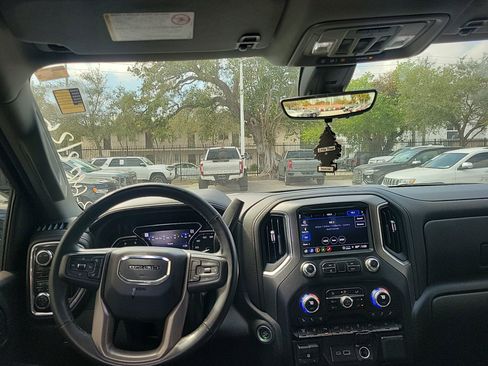 Used 2023 GMC Sierra 3500 Denali w/ Denali Ultimate Package image 23