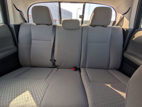 Used 2020 Toyota Tacoma SR w/ SR Convenience Package image 24