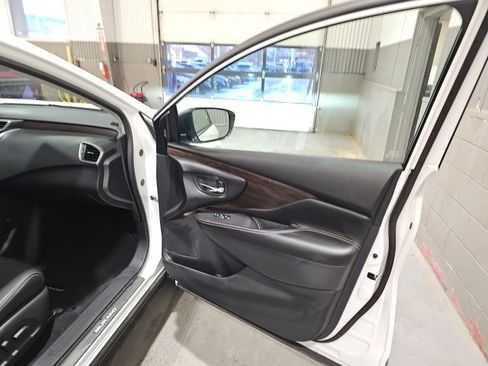 Certified 2024 Nissan Murano Platinum w/ Cargo Package image 26