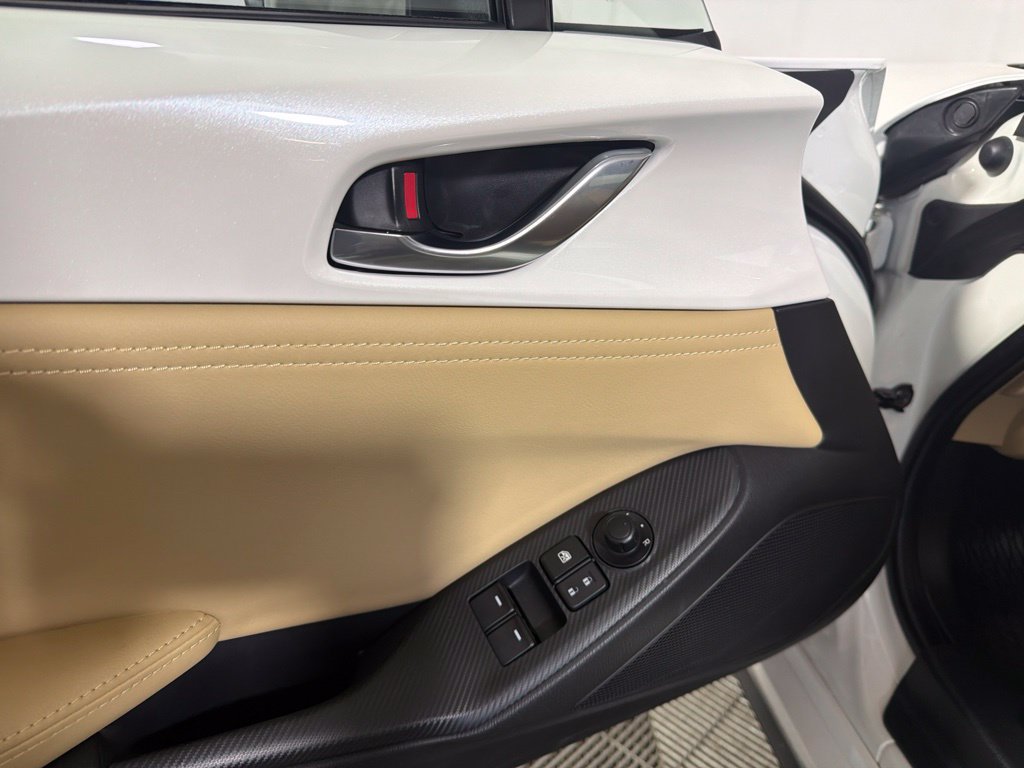 Certified 2025 MAZDA MX-5 Miata RF Grand Touring w/ Weather Package RWD image 9