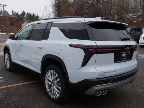 New 2026 Chevrolet Traverse LT w/ LPO, Floor Liner Package image 5