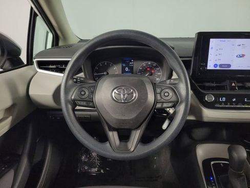 Used 2023 Toyota Corolla LE FWD image 21