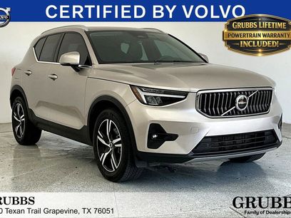 Used 2023 Volvo XC40 B4 Plus