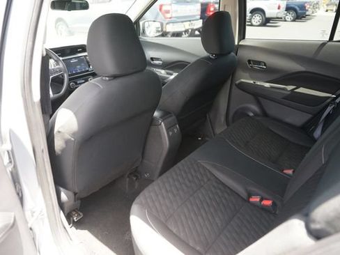 Used 2021 Nissan Kicks SV FWD image 11