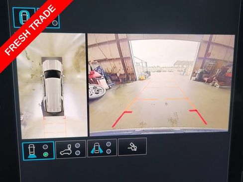 Used 2025 GMC Yukon XL Elevation w/ Technology Package RWD image 16