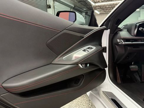 Used 2023 Chevrolet Corvette Stingray Convertible 2D w/ Z51 Performance Package image 8