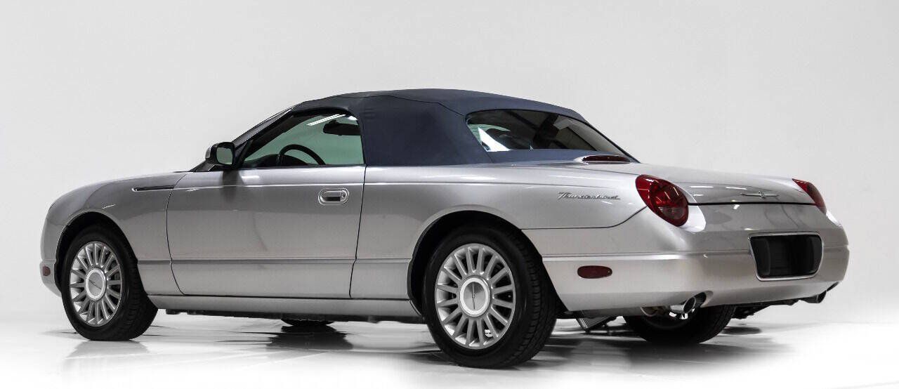 Used 2005 Ford Thunderbird RWD image 5