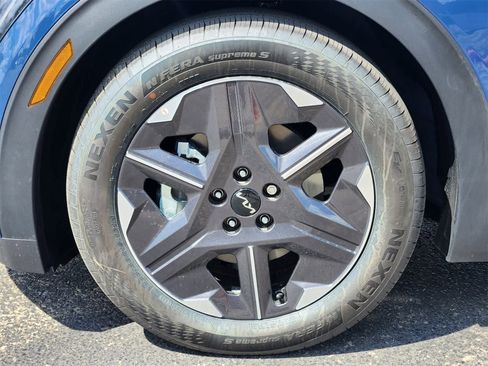 New 2025 Kia EV6 Light image 9